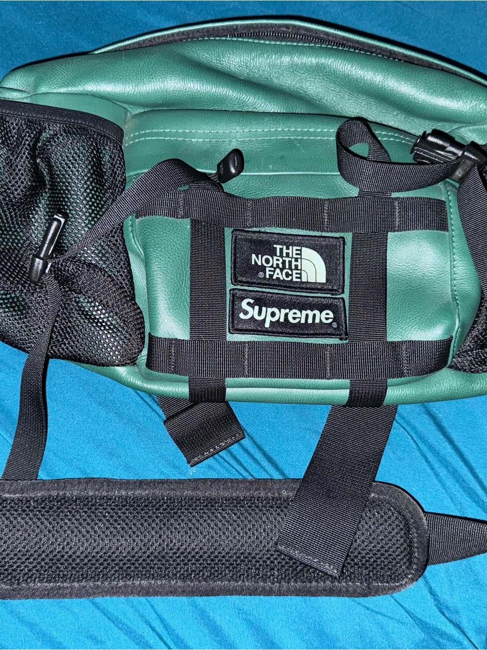 Supreme x The North Face Leather Mountain Waist Bag – Dark Green